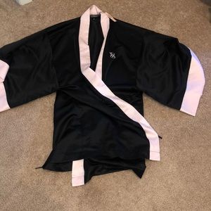 VICTORIA’s SECRT ROBE
